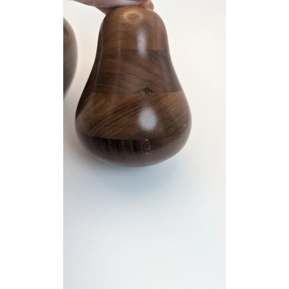 Vintage Wooden Apple Pear Salt Pepper Shakers Set Mid Century Modern Teacher‎